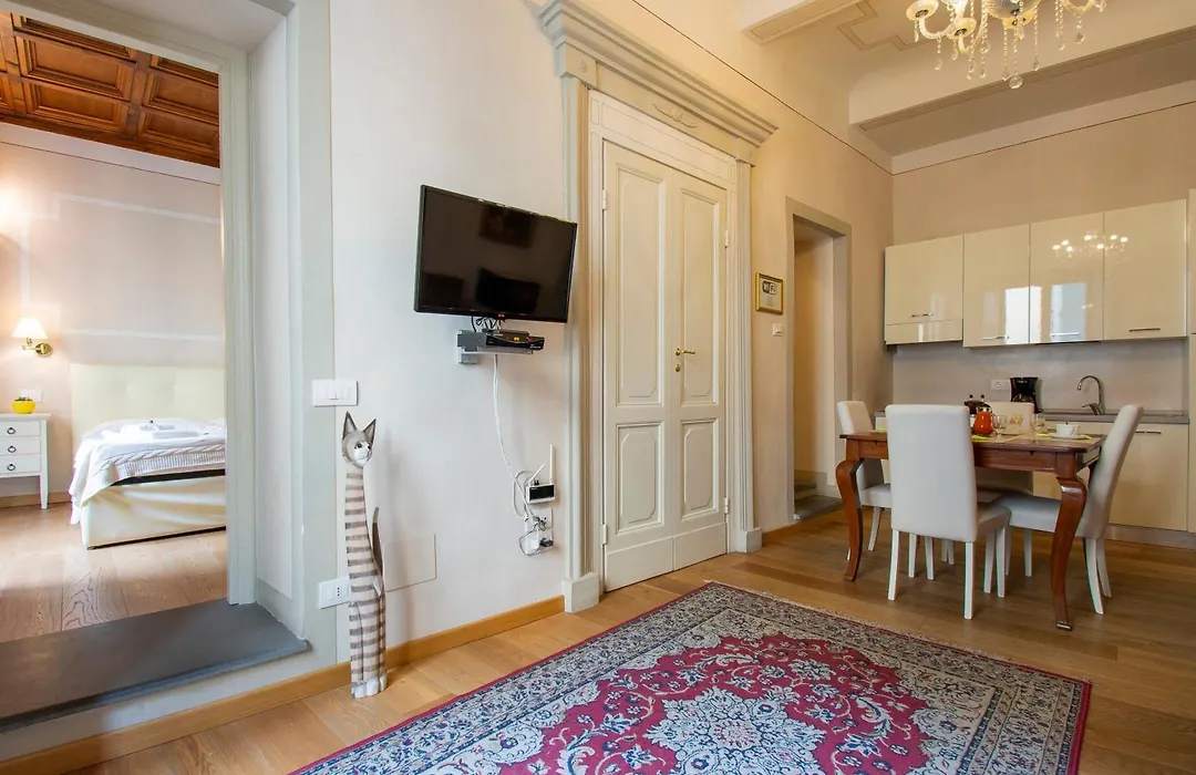 Casa Michelangelo & Giotto - Tintori Apt-1